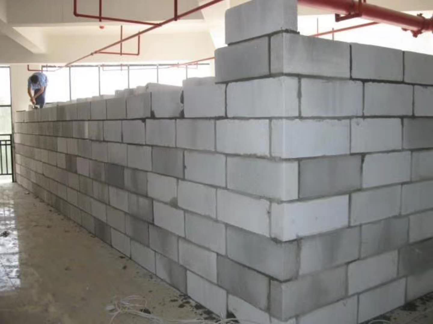 柯城蒸压加气混凝土砌块承重墙静力和抗震性能的研究